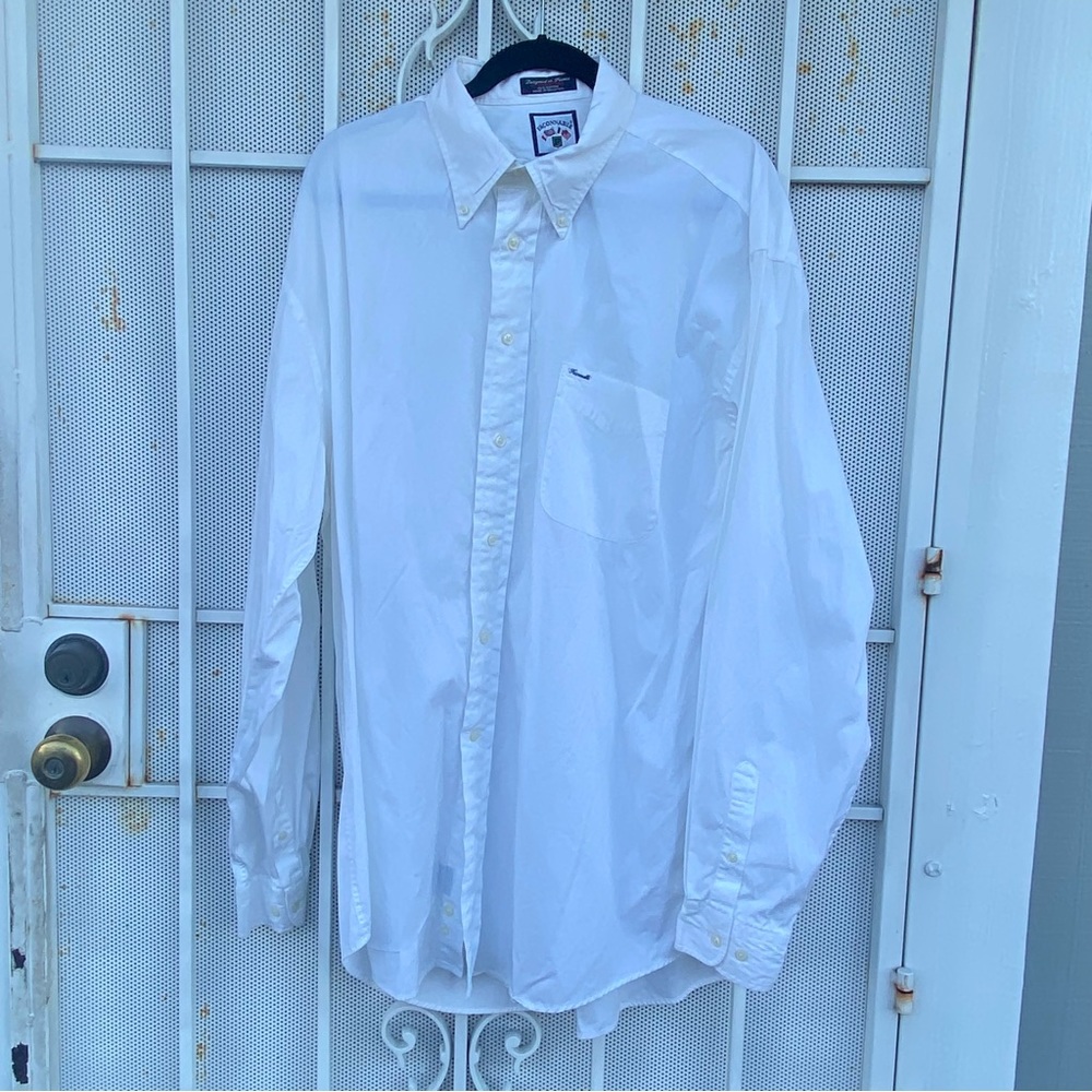 Faconnable men XXLL white dress shirt designed in France long sleeve button Up